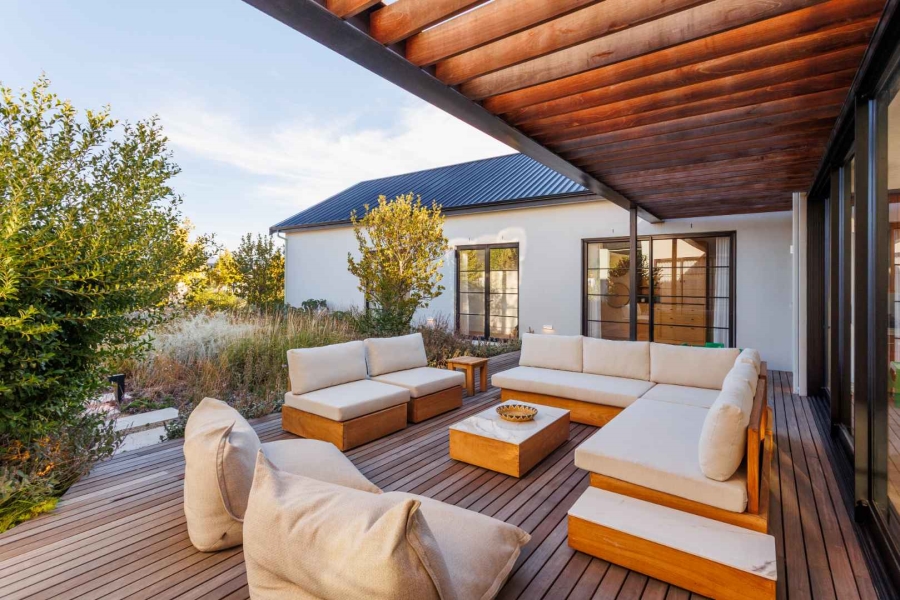 8 Bedroom Property for Sale in Val De Vie Estate Western Cape